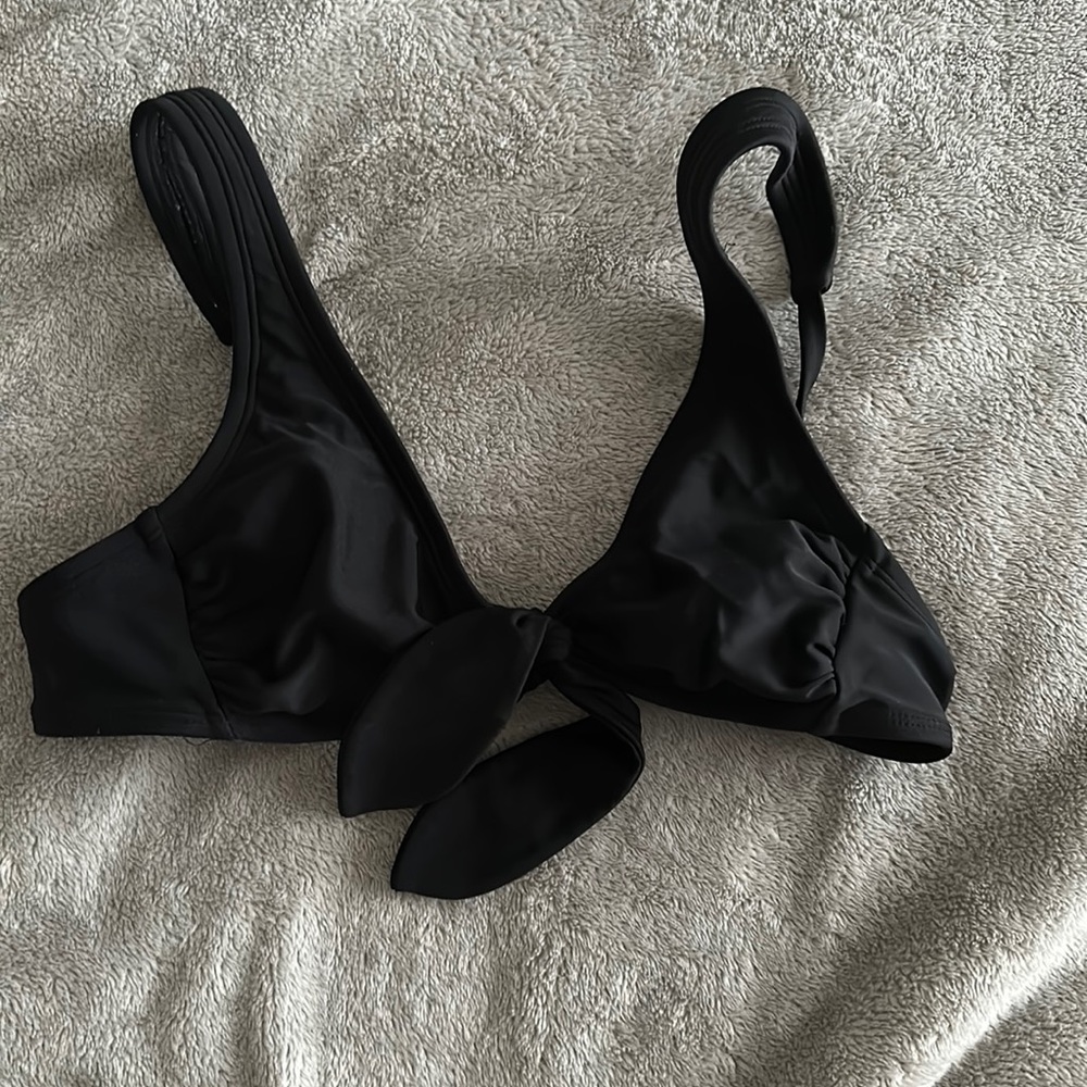 black bikini top xs
